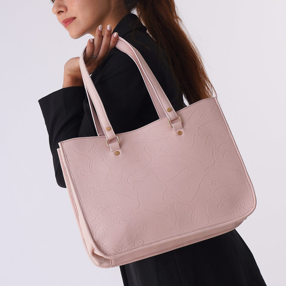 100% Genuine Leather Panther Skin Embossed Shoulder Bag - Light Pink 7171022 2