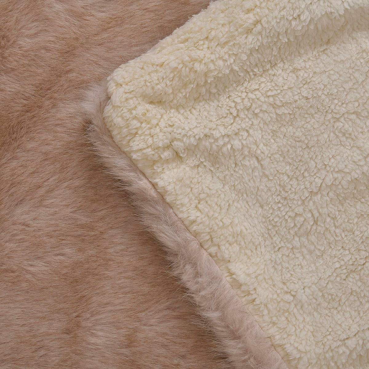 1000 gsm Plush Sherpa Blanket V32606355 6
