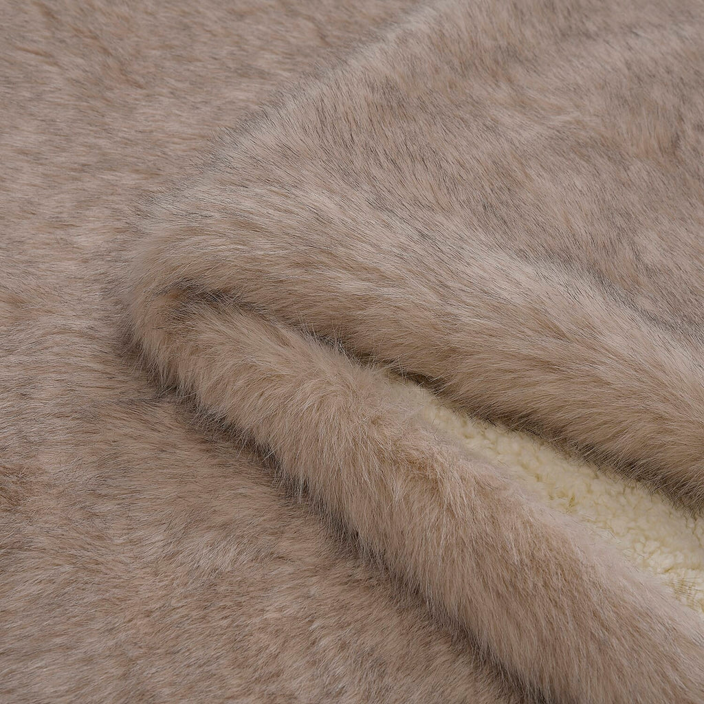 Luxurious Plush Sherpa Blanket 1000Gsm (200x150 cm ) - Grey