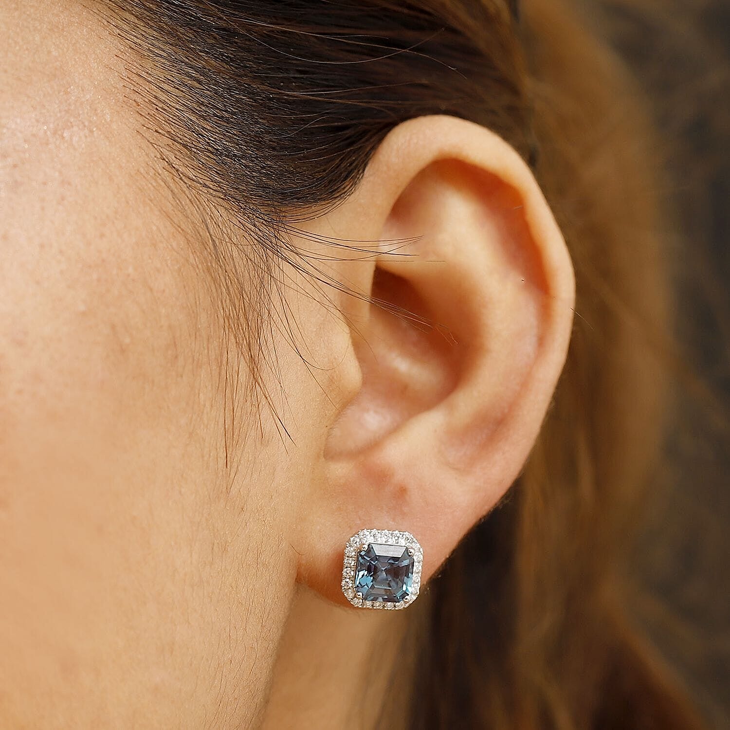 Certified &amp; Appraised LUXURIANT AAA Lab Grown Alexandrite, Lab Grown Diamond Halo Push Post Earring in 10K White Gold (EF, VS) 4.27 Ct. 8050072 3