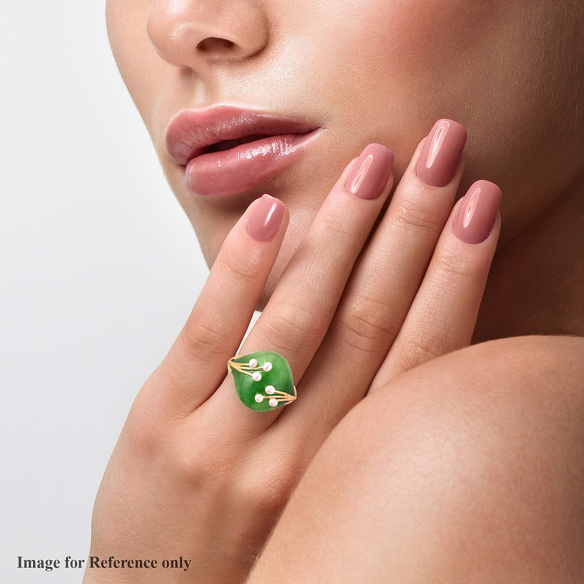 12.5 Ct. Carved Green Jade and Fresh Water Pearl Ring in  Yellow Gold Over Sterling Silver 3676868 2