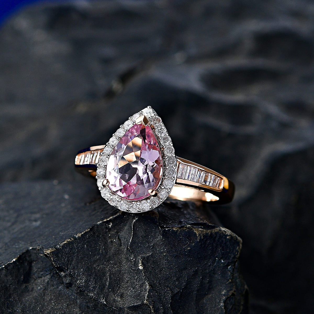 Tony Diniz Collection- Palmeiras AAA Pink Morganite, Natural Diamond Pear Halo Ring in 14K Rose Gold 2.05 Ct. V32504382 3