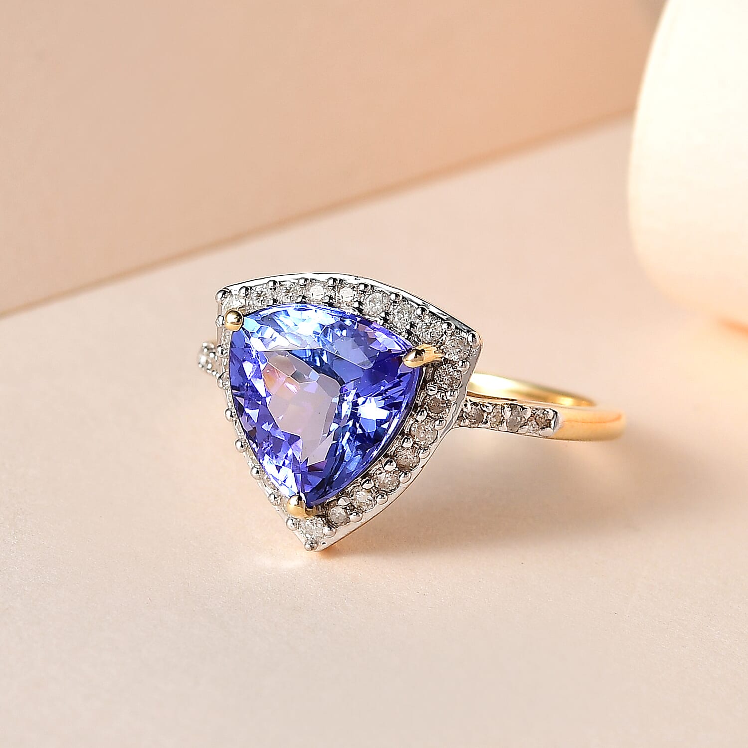 14K Yellow Gold AAA Tanzanite and Diamond Ring 3.01 Ct 7575806 2