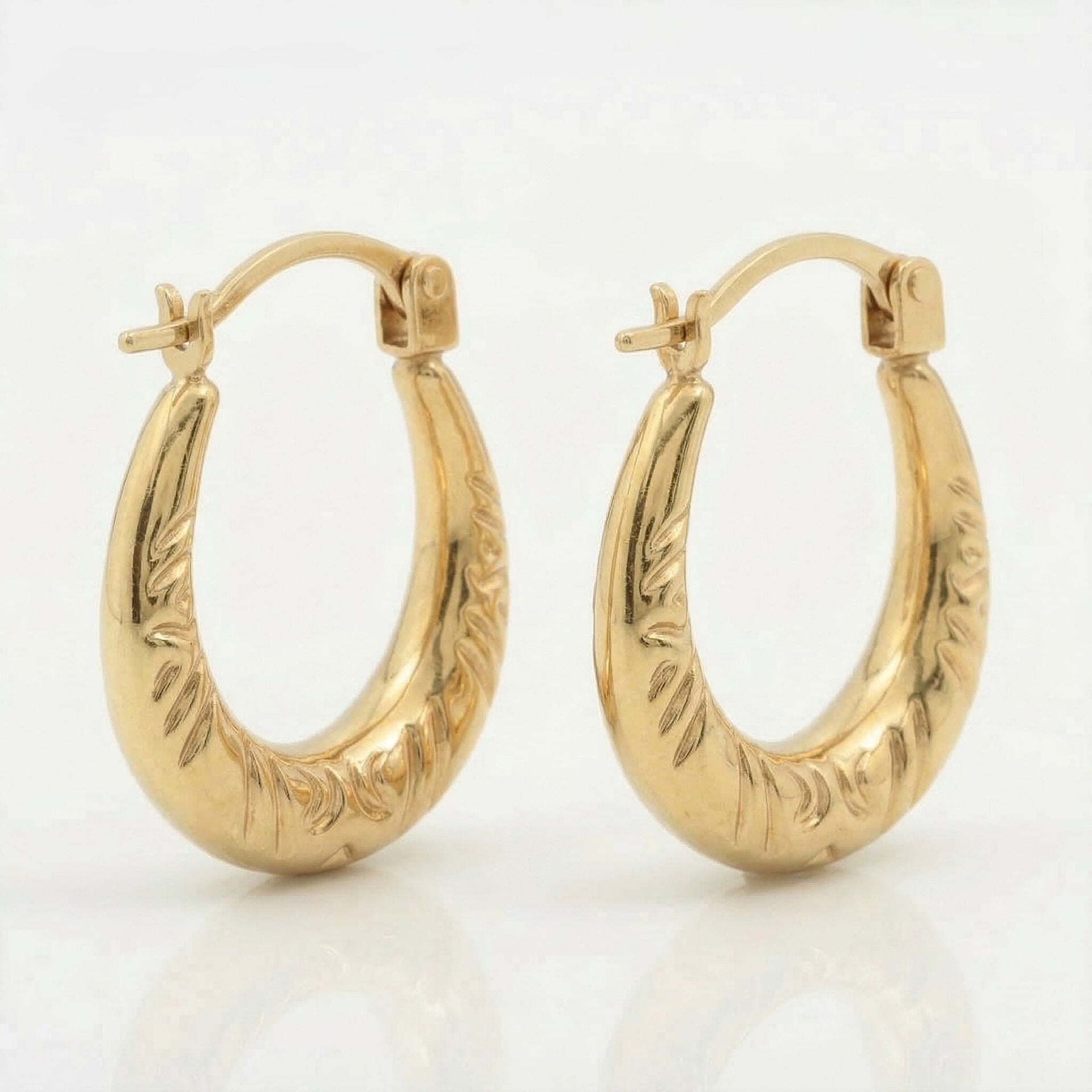ILIANA 18K Yellow Gold 12mm x 15mm Patterned Creole Earrings 7343030 4