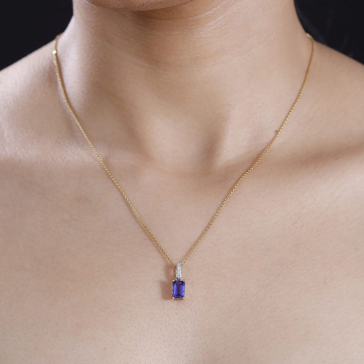 18K Yellow Gold AAA Tanzanite, White Diamond GH, SI Pendant 1.68 ct. 7862072 2