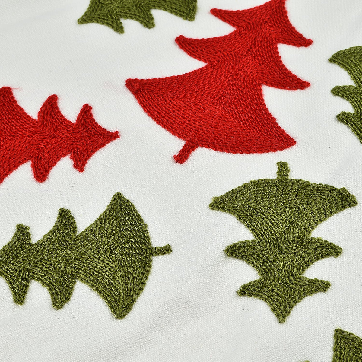 Christmas Decoration - Set of 4 Cotton (100%) Towel Embroidery Soft Cushion Cover with Christmas Tree &amp; Stocking Pattern (45x45cm) 221279198 5