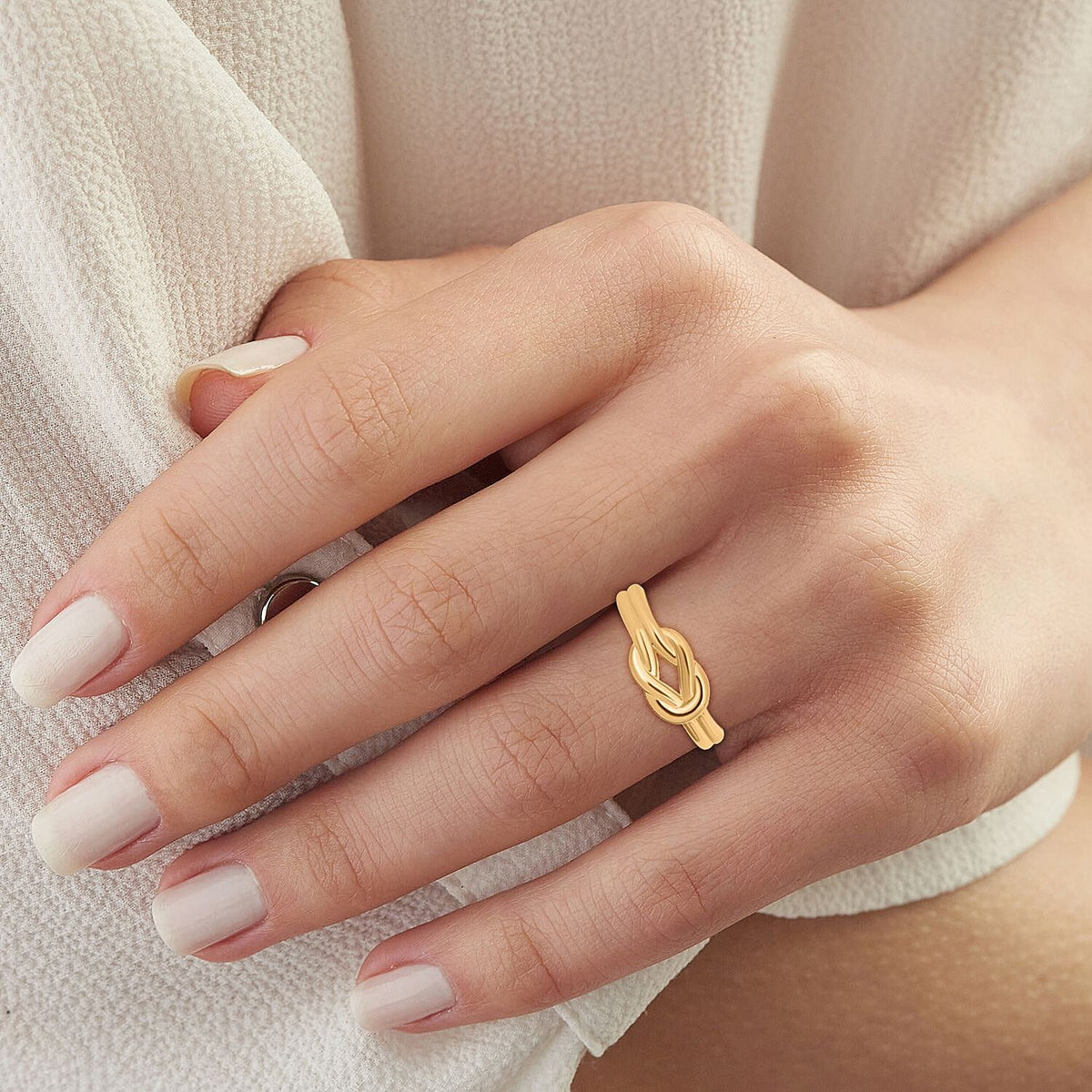 24K Yellow Gold Knot Ring 8269454 2