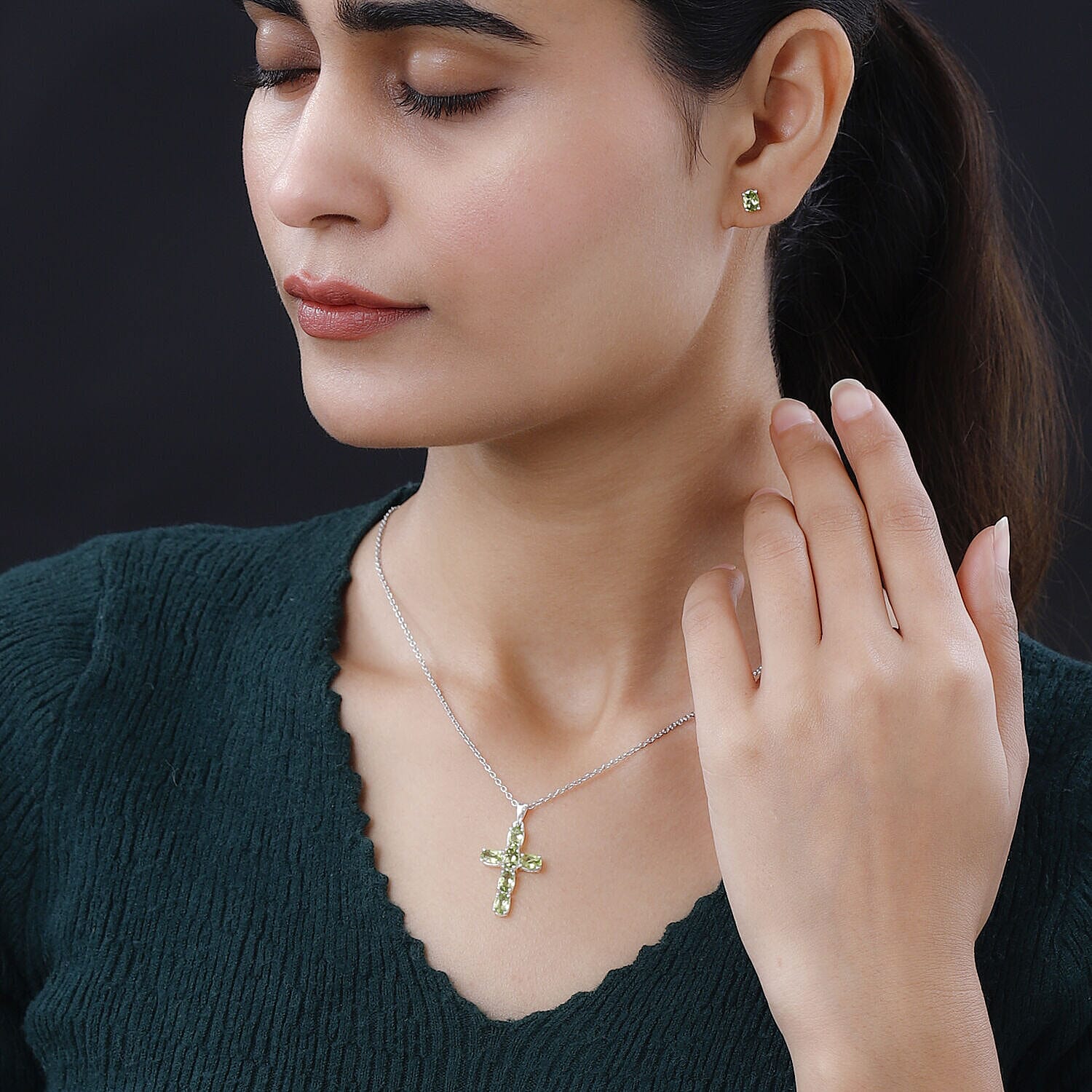 2 Piece Set - Hebei Peridot Cross Pendant with Chain and Stud Earrings in Sterling Silver 4400869 2