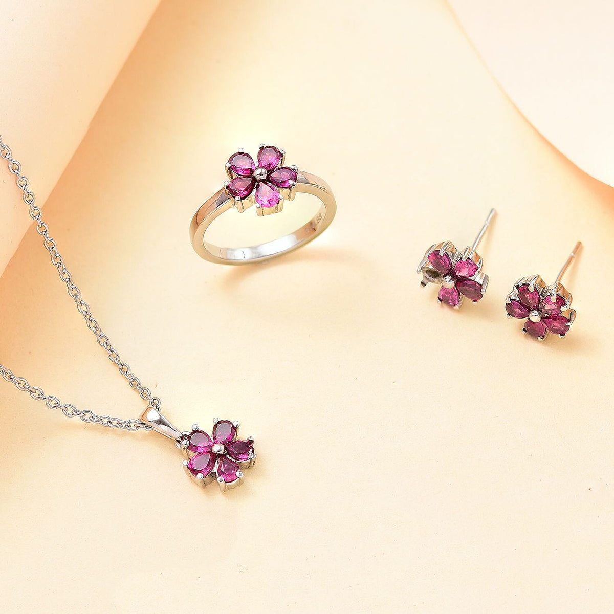 3 Piece Set -  Rhodolite Garnet Ring, Earring, Pendant with Chain (Size 20)  3.30 Ct. 4299180 1