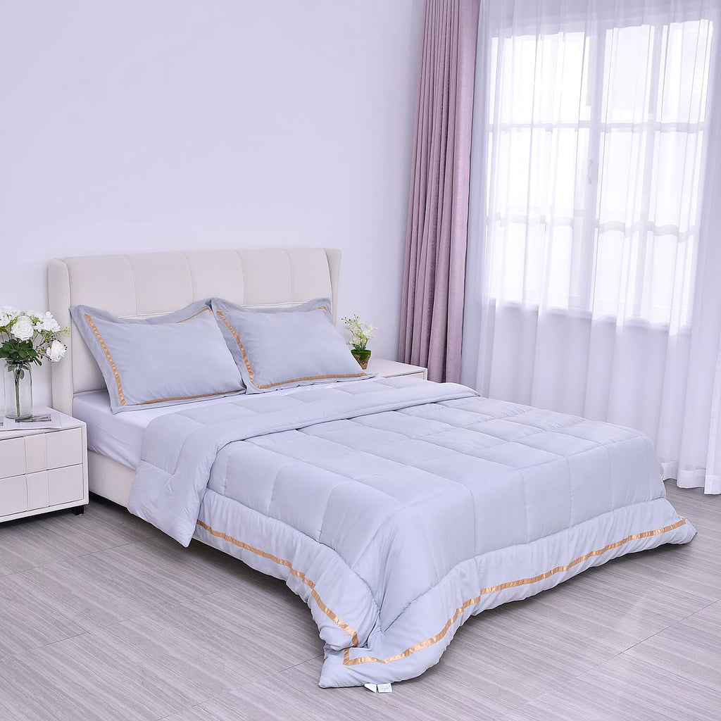 3 Piece Set - Square Pattern 1 Comforter (Size 225x220Cm) and 2 Pillow Case (Size 50x70Cm) - Grey & Gold