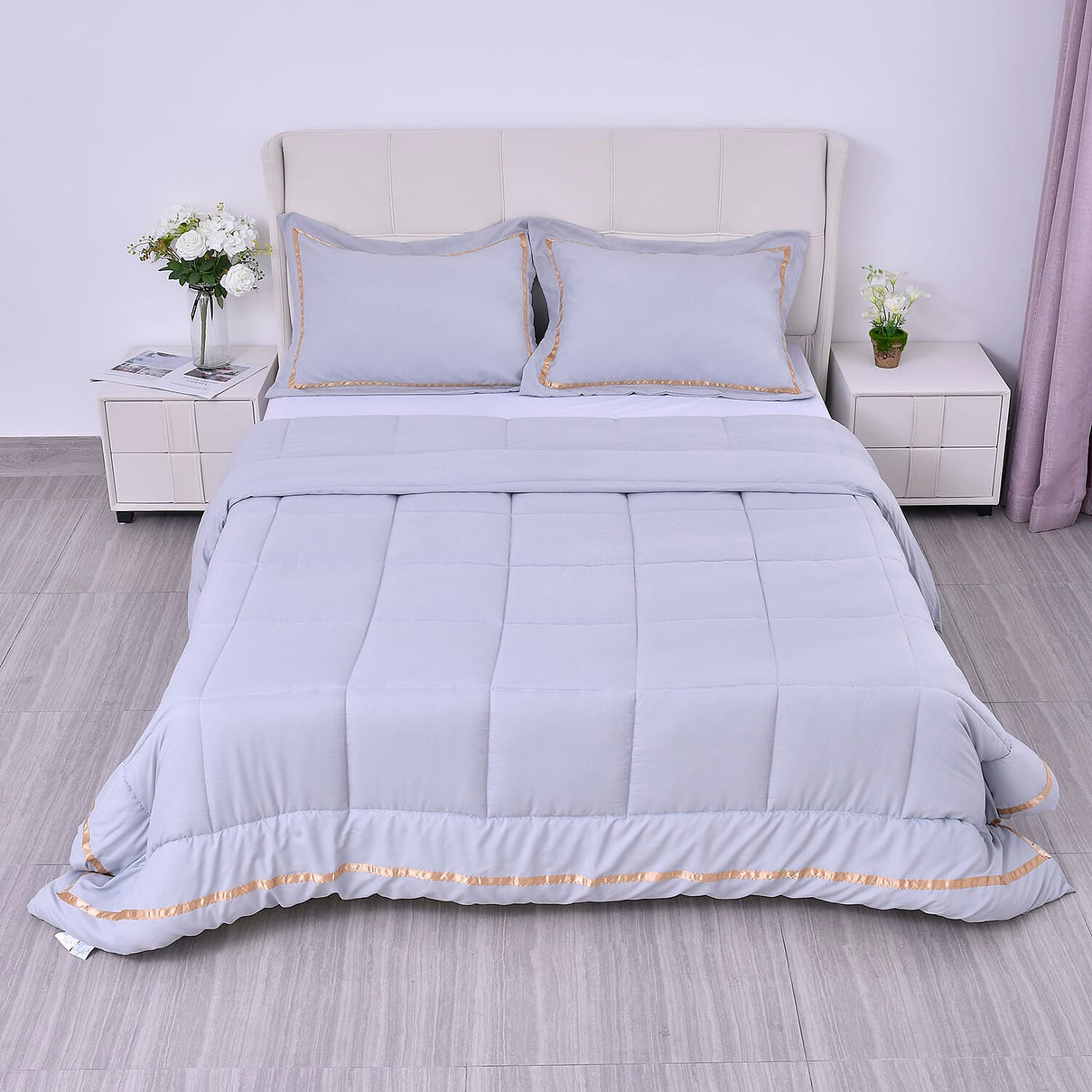 3 Piece Set - Stripe Pattern 1 Comforter and 2 Pillow Cases - Grey and Golden 3877966 3