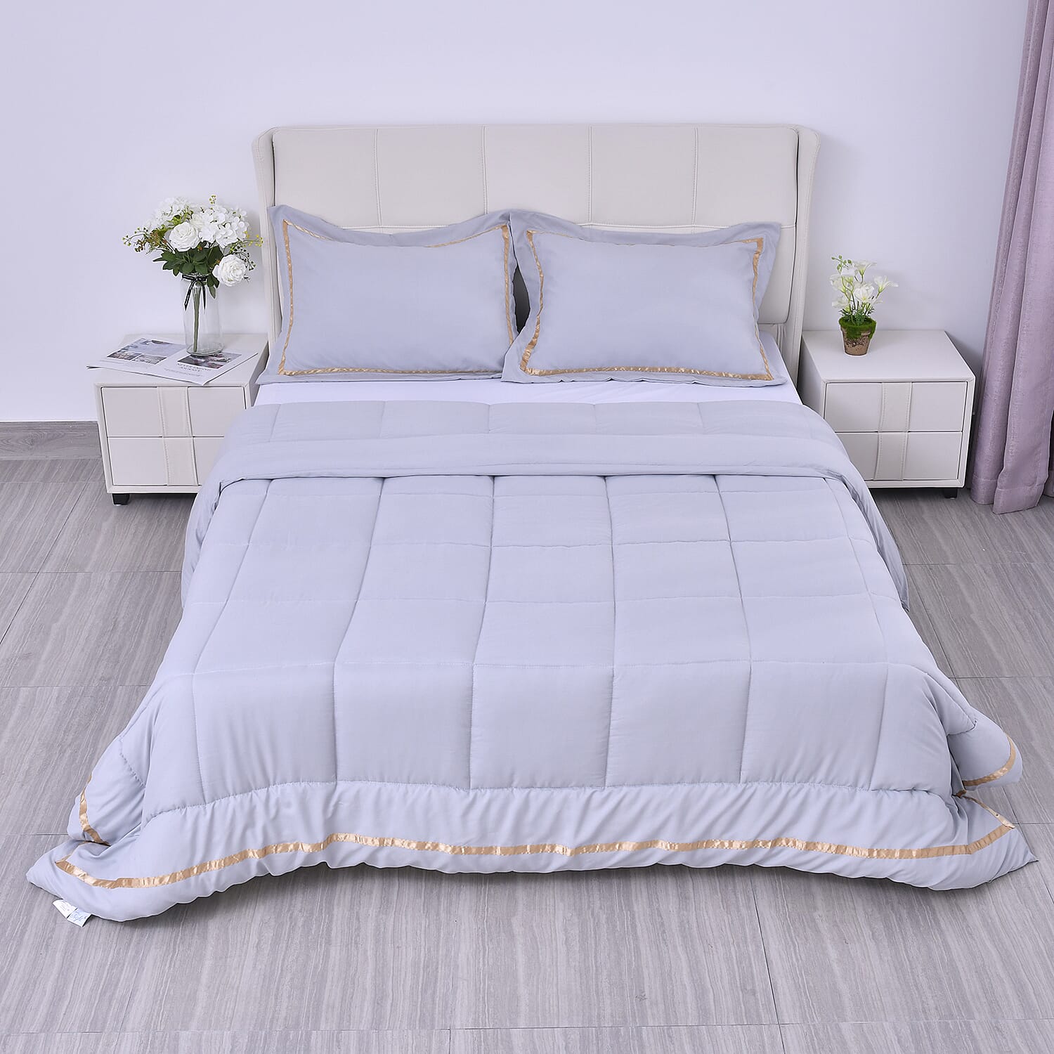 3 Piece Set - Stripe Pattern 1 Comforter and 2 Pillow Cases - Grey and Golden 3877966 3