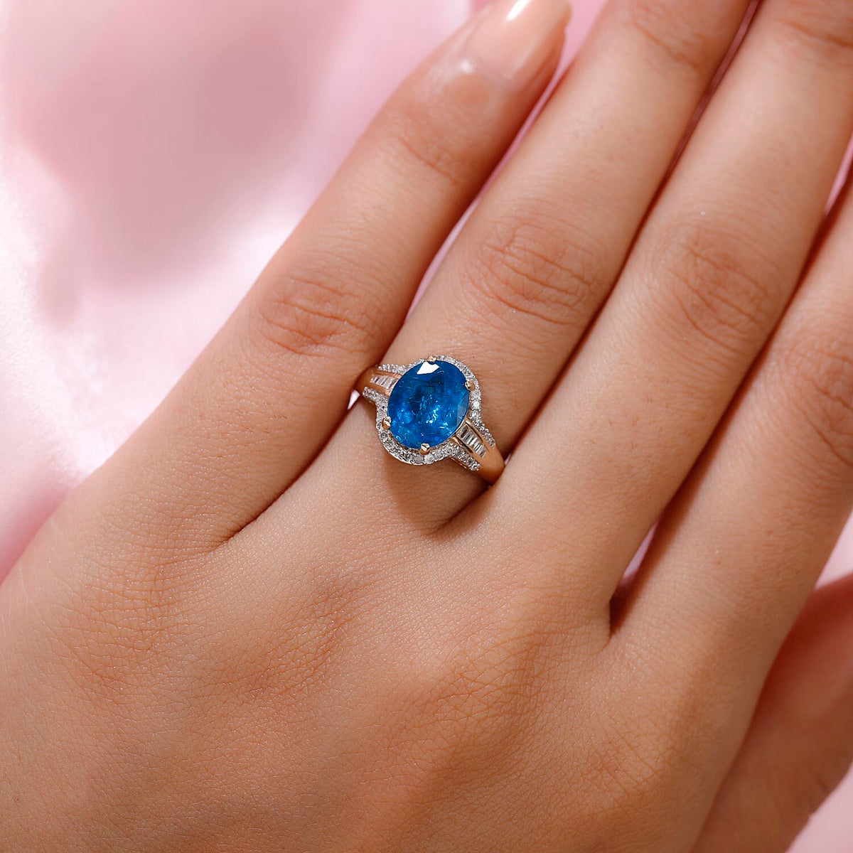 3.02 Carat AA Neon Apatite and Diamond Halo Ring in 9K Yellow Gold Wt. 2.33 Gms 7830654 2