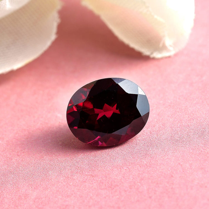 3.28 Ct. Loose Rhodolite Garnet AAA Grade Oval 10x8mm 6189079 2
