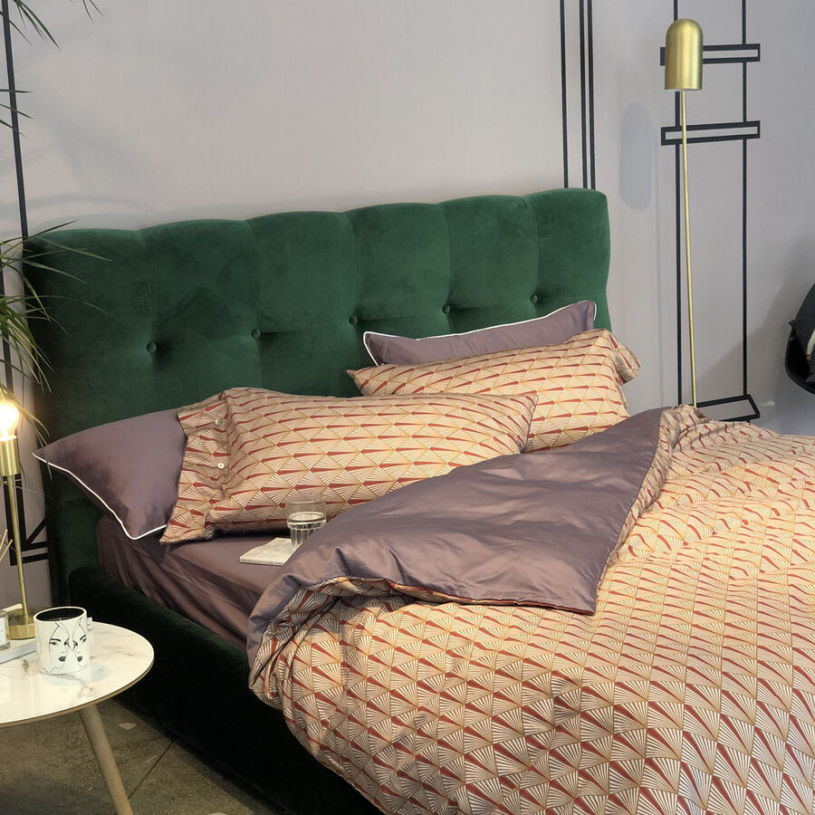 4 Piece Set - Microfiber Duvet Cover, 2 Pillow Case with Button Closure and Fitted Sheet Size Double (190x200 Cm) - Purple and Brown 3523595 1