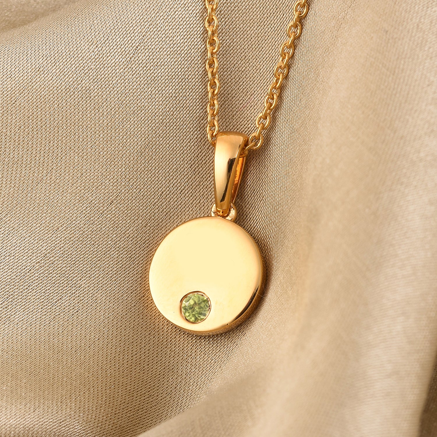 2 Piece Set - Peridot Pendant and Cable Chain CL-35 Sterling Silver 0.10 ct 0.100 Ct. 3700964 2