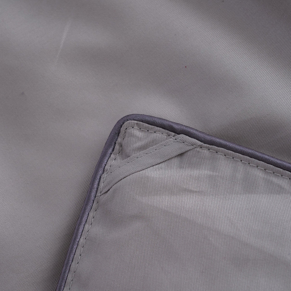 SERINITY NIGHT Deluxe Range Mulberry Silk Quilt with Cotton Cover - Ashy Grey 3736122 6