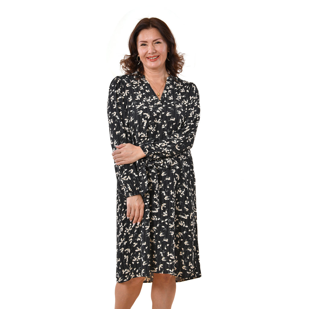 TAMSY 100% Viscose Floral Pattern Dress (Size XXL, 24-26) - Black_3887466