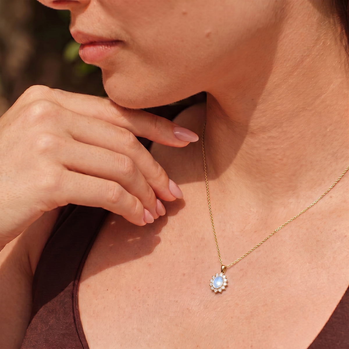 Rainbow Moonstone and Natural Zircon Halo Pendant with Chain (Size - 20) in 18K Vermeil Yellow Gold Plated Sterling Silver 4139114 5