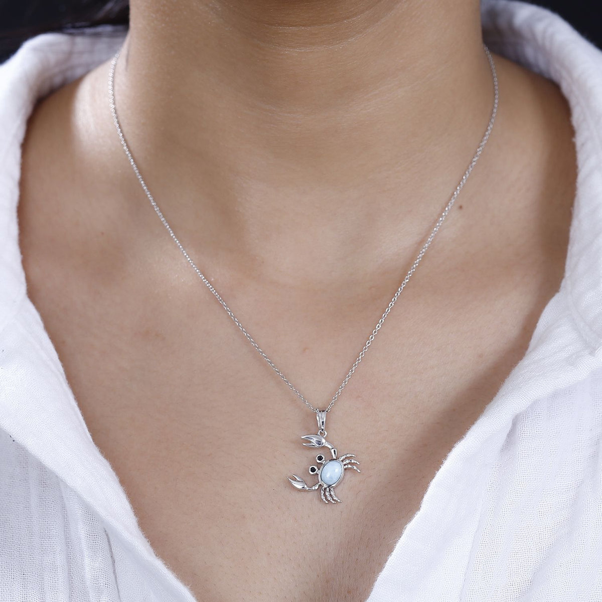 GP Sealife Collection - Larimar and Boi Ploi Black Spinel Crab Pendant with Chain (Size 20) in Rhodium Overlay Sterling Silver 1.22 Ct 4285330 3