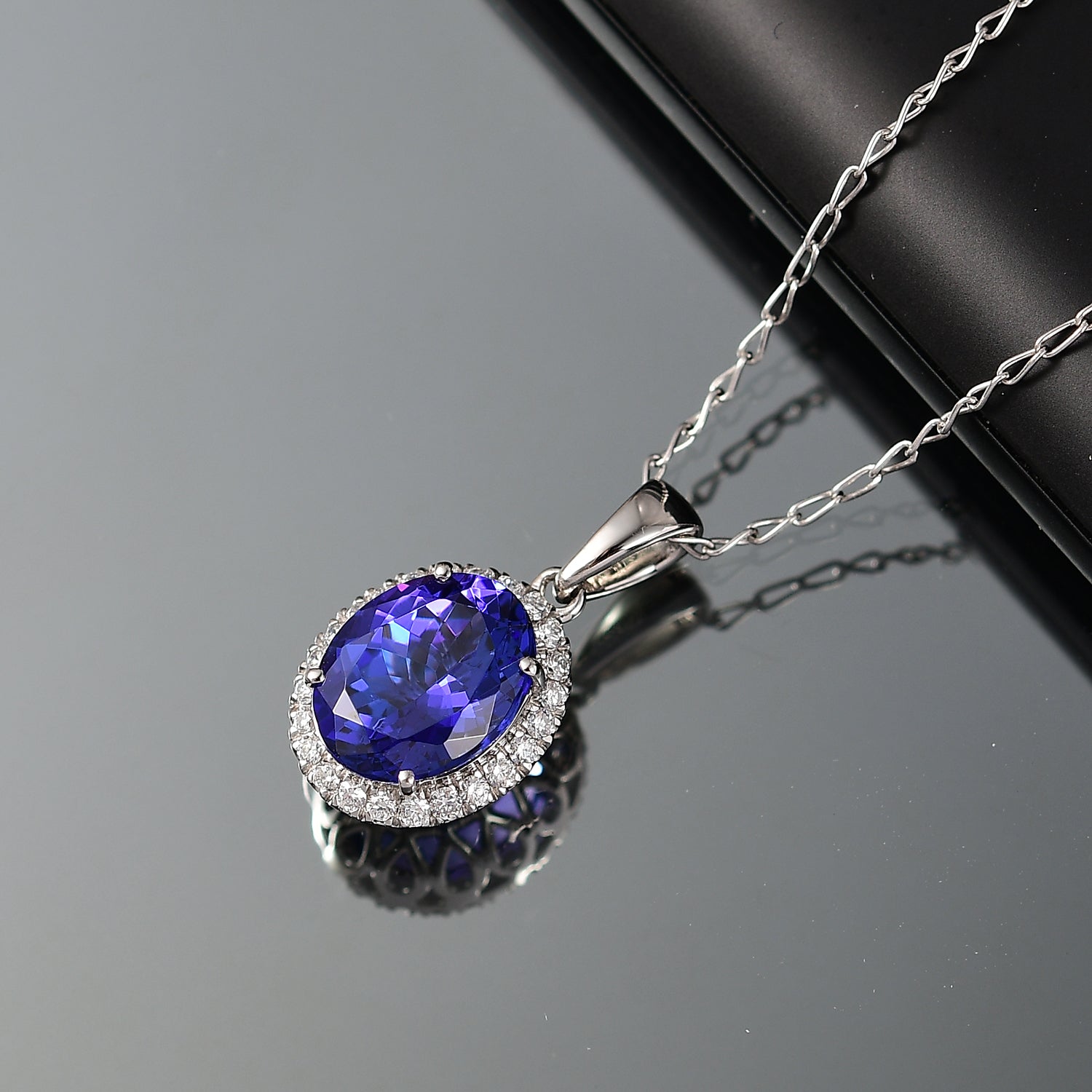 950 Platinum Tanzanite &amp; White Diamond Pendant with Chain (Size 20) 3.17 Ct, Platinum Wt. 2.40 Gms 4378811 1