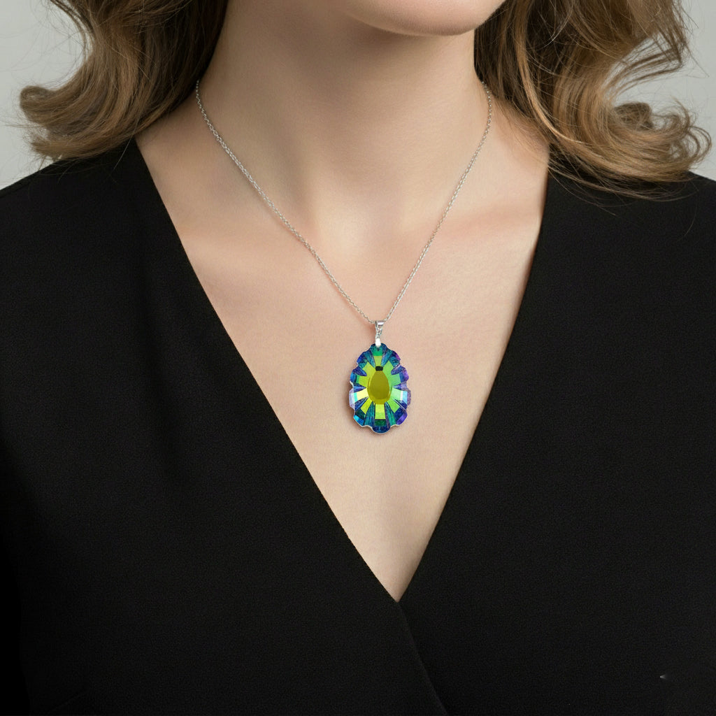 Green Magic Color Crystal Solitaire Pendant with Chain (Size 24) in Silver Tone (60x39) V32518955 2