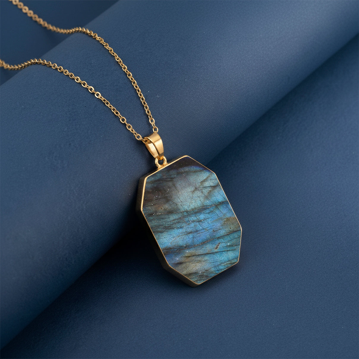 Tucson Close Out- Labradorite Solitaire Pendant with Chain (Size 20+2 Ext) (35x25) 4426064 1