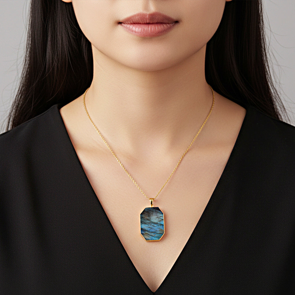 Tucson Close Out- Labradorite Solitaire Pendant with Chain (Size 20+2 Ext) (35x25)_4426064_2