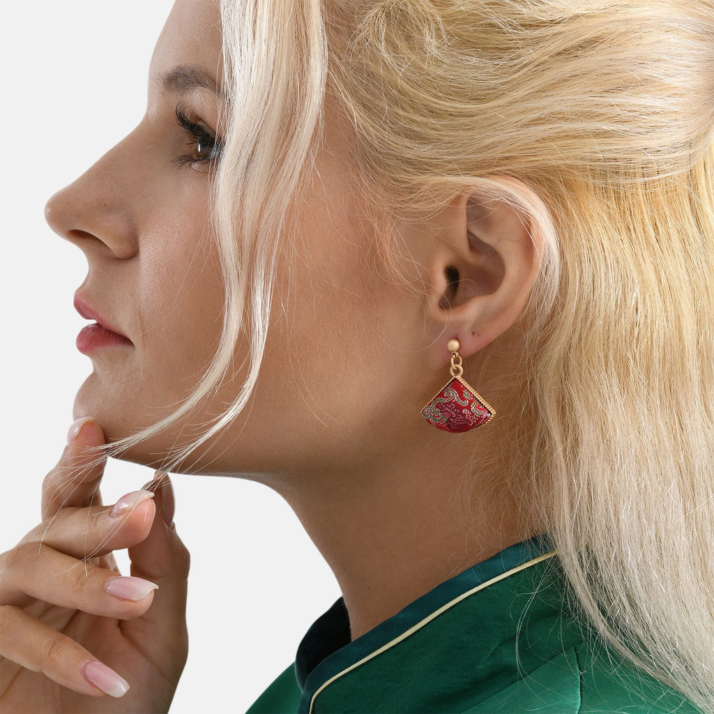 La Marey Signature Silk Multicolour Hairpins & Push Back Earring Set_4430710_2