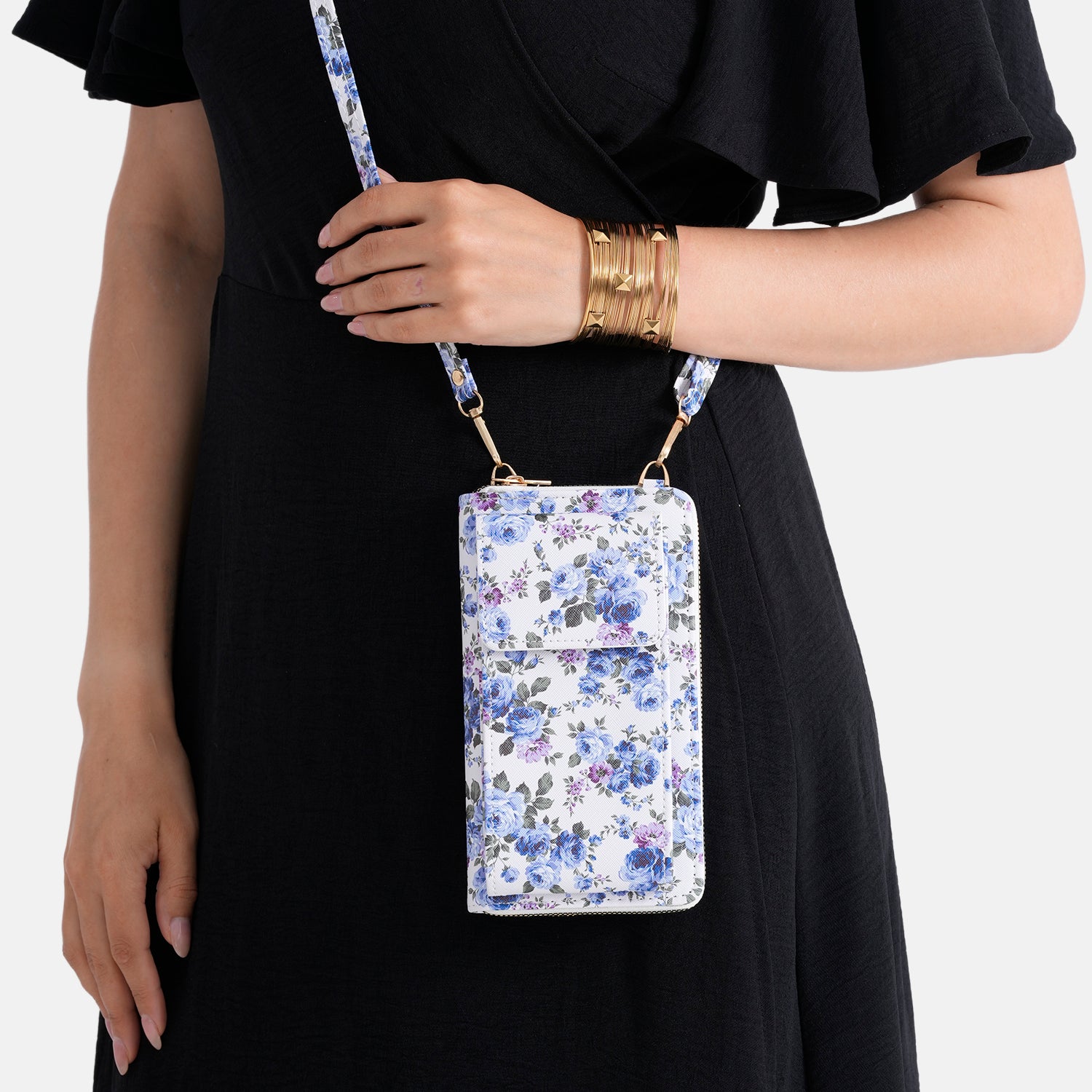 LA MAREY Set of 2: RFID Smartphone Floral Crossbody Bag &amp; Cuff Bracelet Gift Set - Blue V32513053 4
