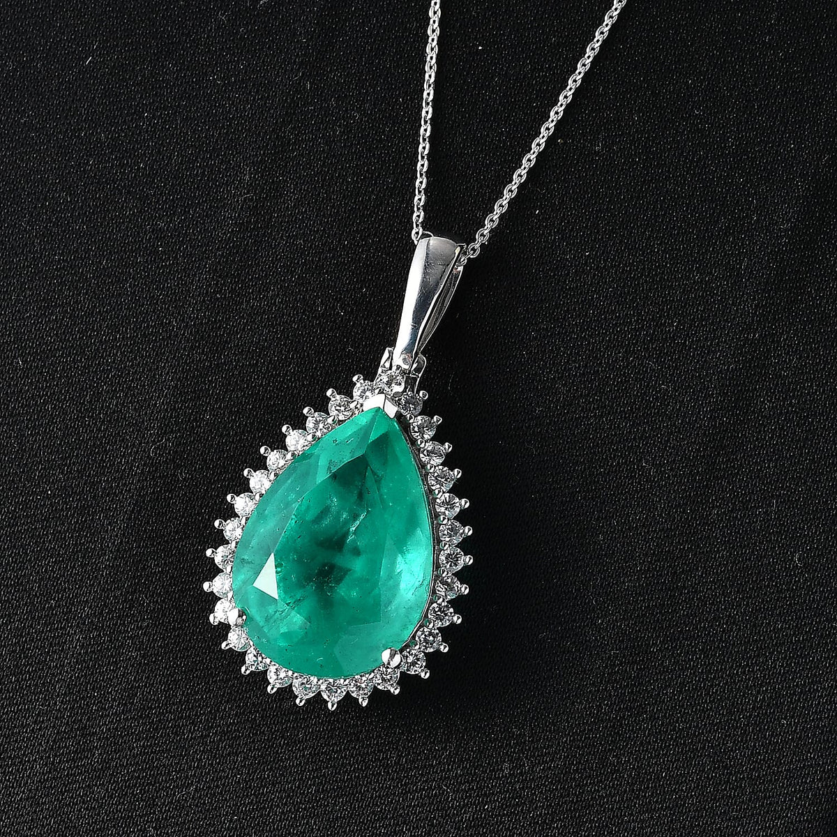 D'Joy Emeraldine Triplet Quartz &amp; White Zircon Halo Pendant with Chain (Size 20) in Rhodium Overlay Sterling Silver 21.65 Ct V32532733 3