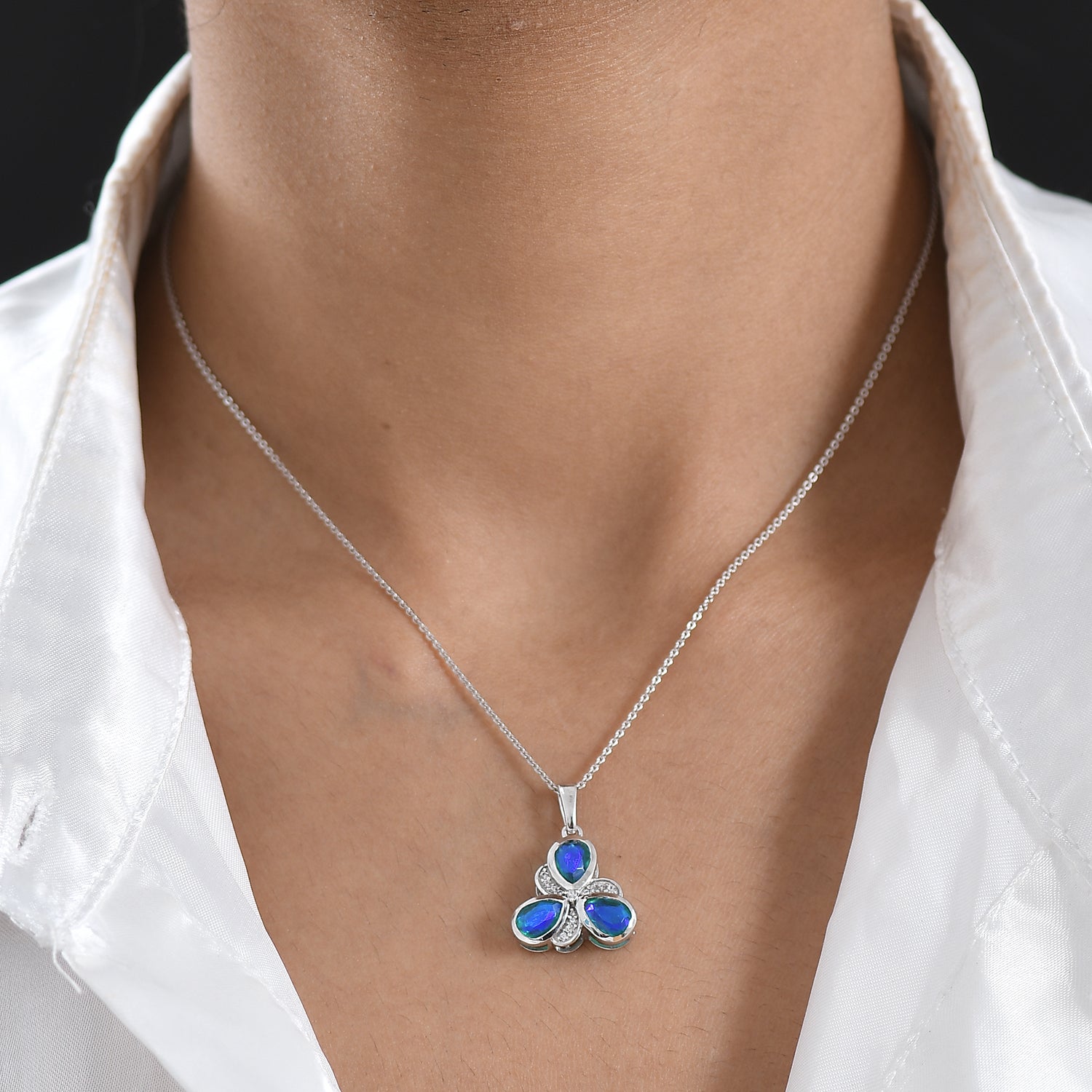 D'Joy - Peacock Triplet Quartz &amp; White Zircon Pendant with Chain (Size 20) in Platinum Overlay Sterling Silver 2.45 Ct. V32514029 2