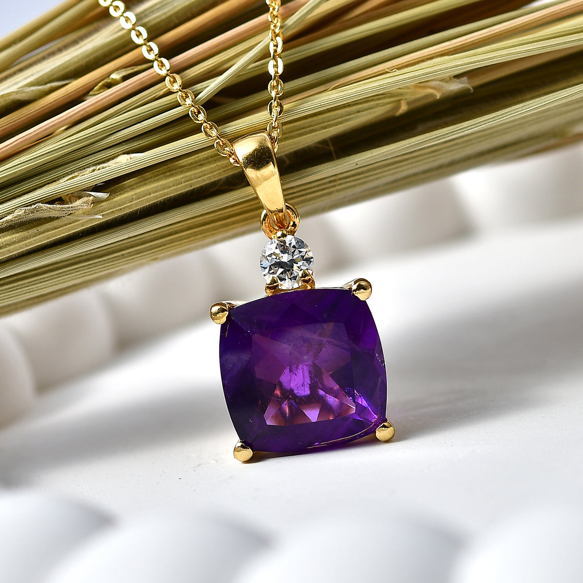 AAA African Amethyst &amp; Lab Grown Diamond (SI/G-H) Pendant with Chain (Size 20) in 18K Vermeil Yellow Gold Plated Sterling Silver 5.12 Ct. V32517647 3