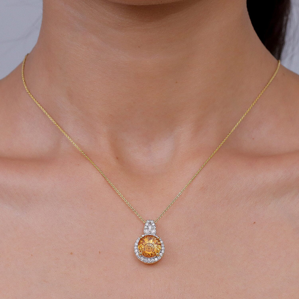 Certified and Appraised Citrine,  Moissanite Pendant with Torn Chain 19DC (Size 20) in 18K Yellow Gold Vermeil Sterling Silver 0.66 ct  5.140  Ct. 4473653 2