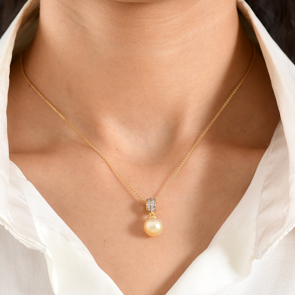 Luxuriant - Golden South Sea Pearl &amp; Lab Grown Diamond (SI/G-H) Drop Pendant with Chain (Size 20) in 18K Vermeil Yellow Gold Plated Sterling Silver 7.76 Ct. V32526007 2