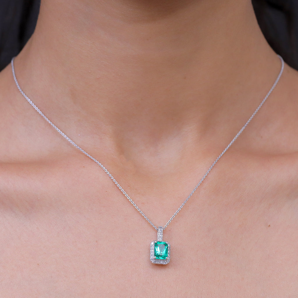 Luxuriant - AAA Lab Grown Columbian Emerald & Lab Grown Diamond (SI/G-H) Halo Pendant with Chain (Size 20) in Rhodium Overlay Sterling Silver 1.70 Ct._4477023_1