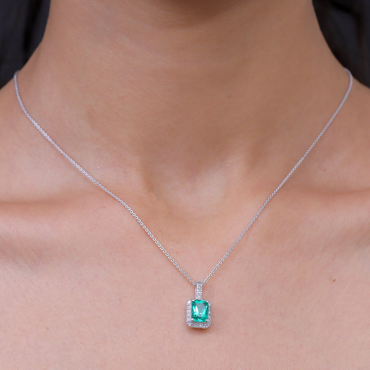 Luxuriant - AAA Lab Grown Columbian Emerald &amp; Lab Grown Diamond (SI/G-H) Halo Pendant with Chain (Size 20) in Rhodium Overlay Sterling Silver 1.70 Ct. V32525321 2