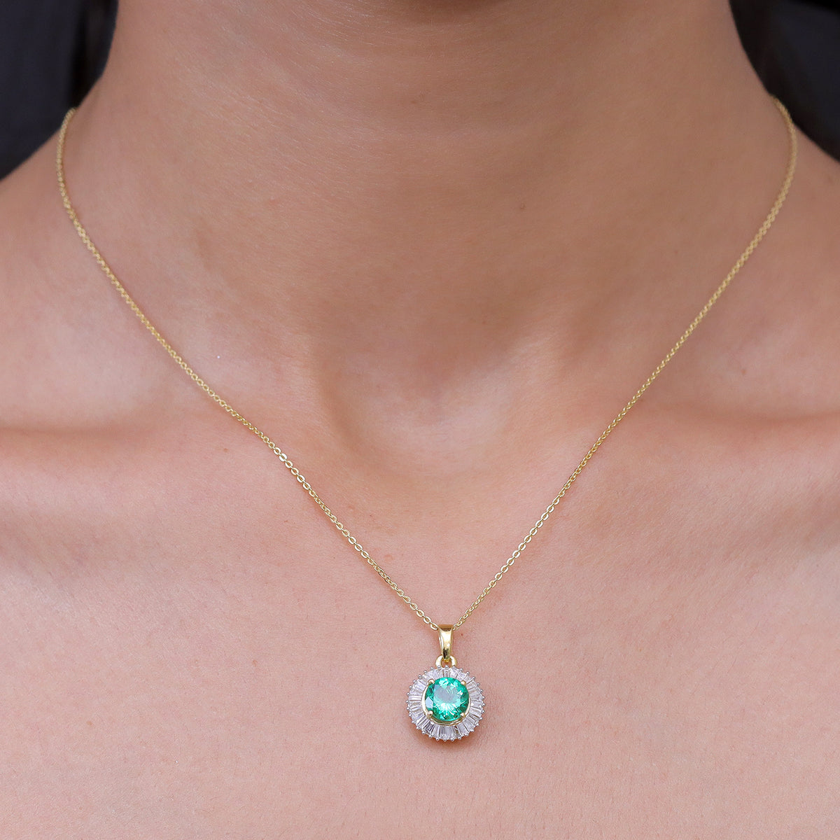 Luxuriant - AAA Lab Grown Colombian Emerald &amp; Lab Grown Diamond (SI/G-H) Halo Pendant with Chain (Size 20) in 18K Vermeil Yellow Gold Plated Sterling Silver 1.64 Ct. V32524928 2