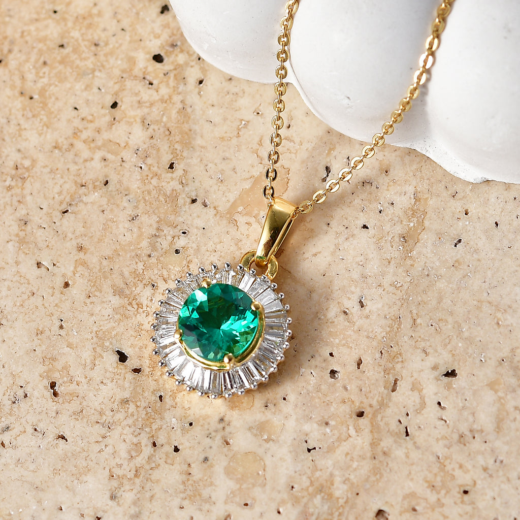 Luxuriant - AAA Lab Grown Colombian Emerald & Lab Grown Diamond (SI/G-H) Halo Pendant with Chain (Size 20) in 18K Vermeil Yellow Gold Plated Sterling Silver 1.64 Ct._4477024_2