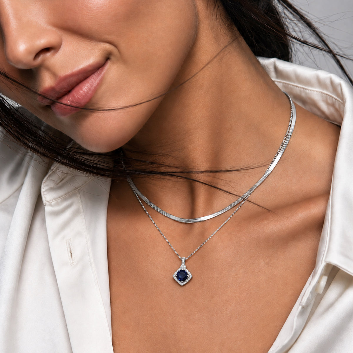 Certified and Appraised Iolite,  Moissanite Pendant with Torn Chain 19DC (Size 20) in Rhodium Overlay Sterling Silver 0.30 ct  2.500  Ct. 4477042 2
