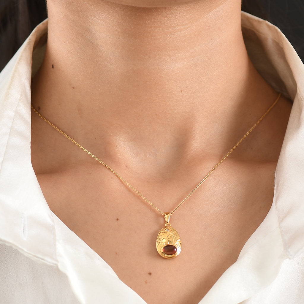 Luxuriant - Ammolite & Lab Grown Diamond (SI/G-H) Pendant with Chain (Size 20) in 18K Vermeil Yellow Gold Plated Sterling Silver 0.85 Ct._4477599_1