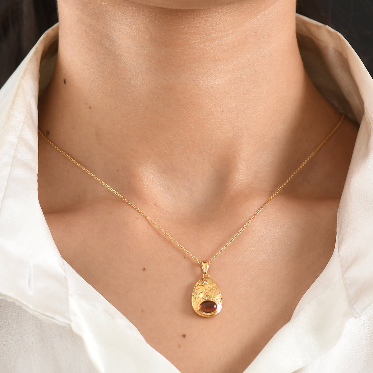 Luxuriant - Ammolite &amp; Lab Grown Diamond (SI/G-H) Pendant with Chain (Size 20) in 18K Vermeil Yellow Gold Plated Sterling Silver 0.85 Ct. V32516110 2