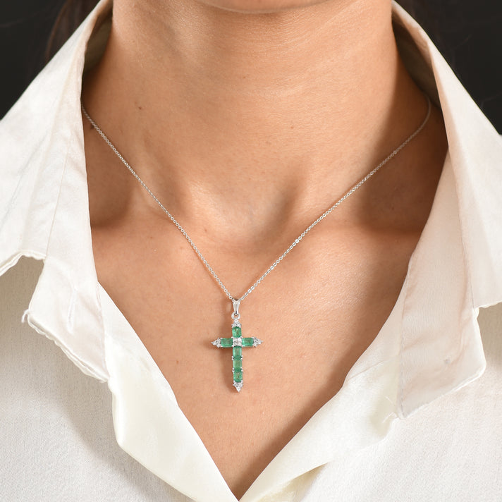 Luxuriant - Premium AAA Zambian Emerald &amp; Lab Grown Diamond (SI-G-H) Cross Pendant with Chain (Size 20) in Rhodium Overlay Sterling Silver 1.50 Ct. 4477612 2