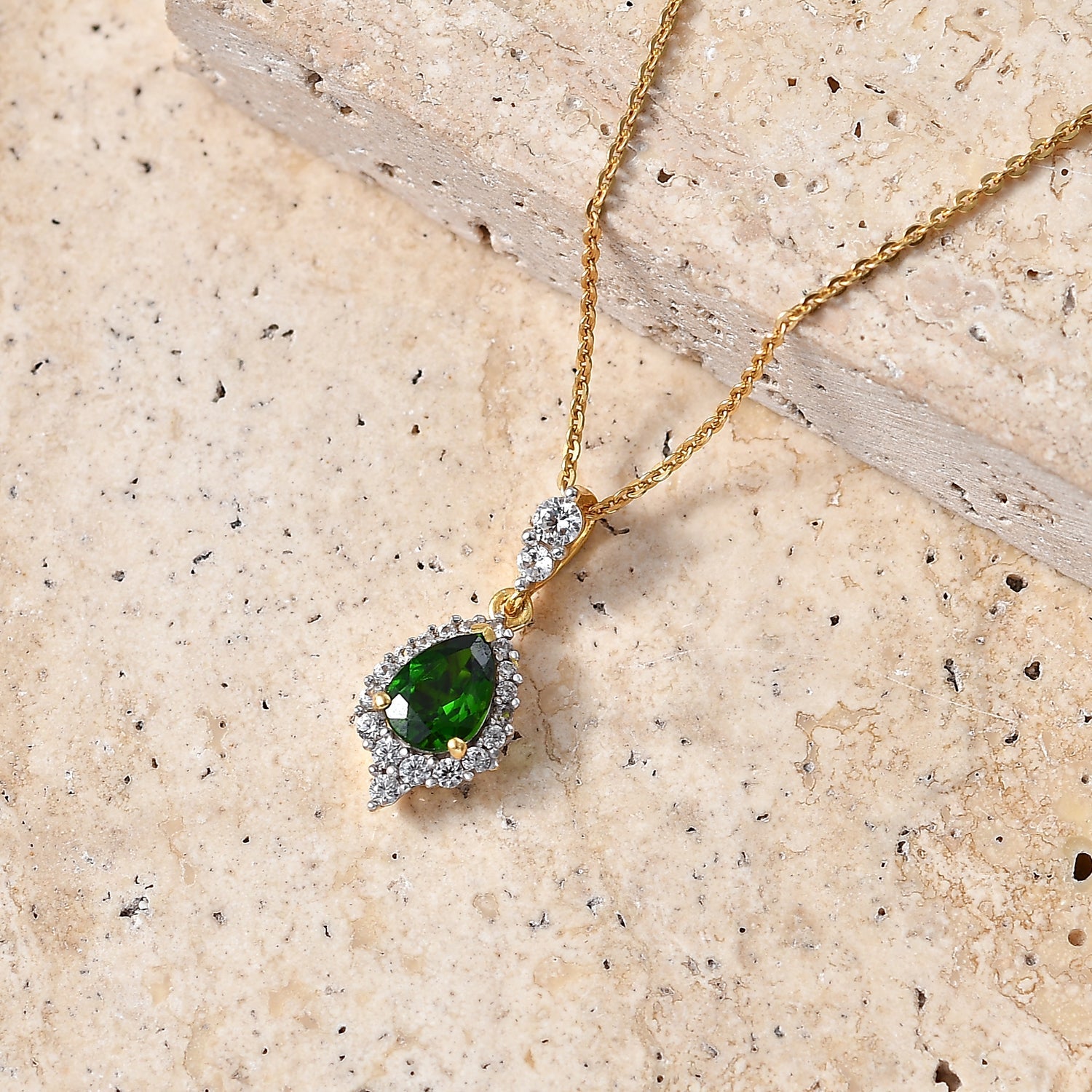 D'Joy - Natural Chrome Diopside &amp; White Zircon Halo Drop Pendant with Chain (Size 20) in Yellow Gold Plated Sterling Silver 1.15 Ct. V32351451 3
