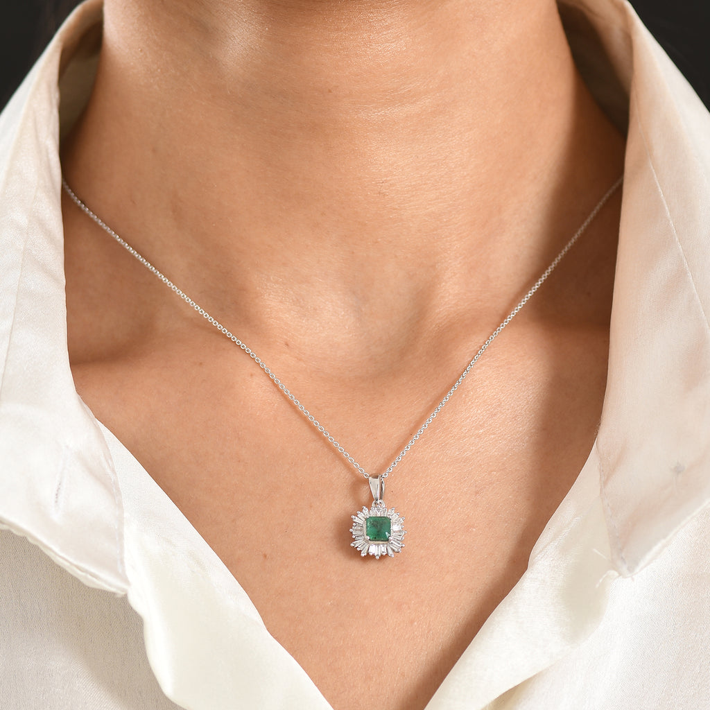 Luxuriant - AAA Premium Zambian Emerald & Lab Grown Diamond (SI/G-H) Halo Pendant with Chain (Size 20) in Rhodium Overlay Sterling Silver 1.12 Ct._4480376_1
