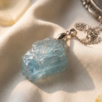 Aquamarine Pendant with Chain (Size 20) 63.00 Ct._4480789_2