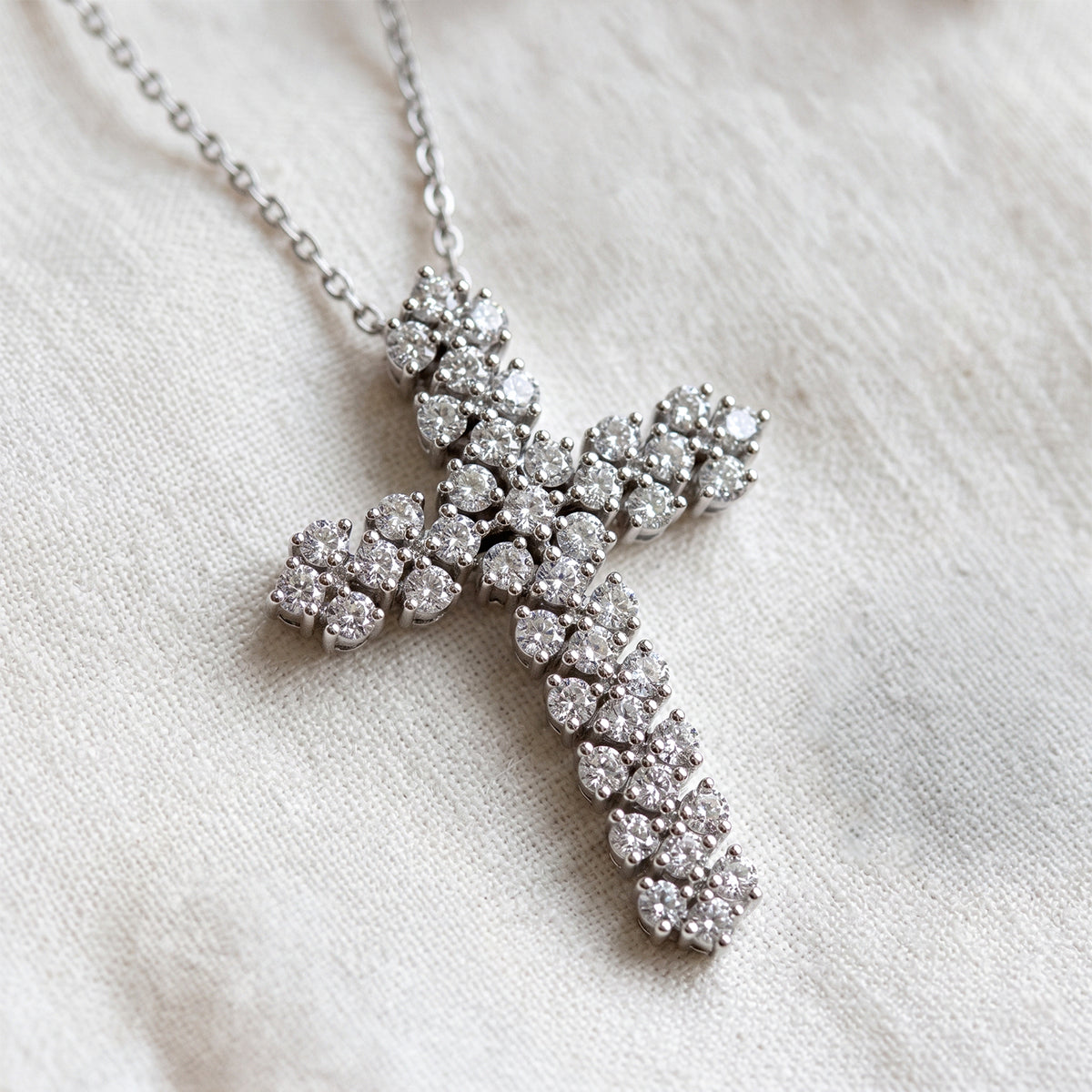 LUXURIANT 1 Ct. Lab Grown Diamond Cross Pendant with (Size 18-2 Ext) in Rhodium Overlay Sterling Silver (SI-G-H) V32601543 3