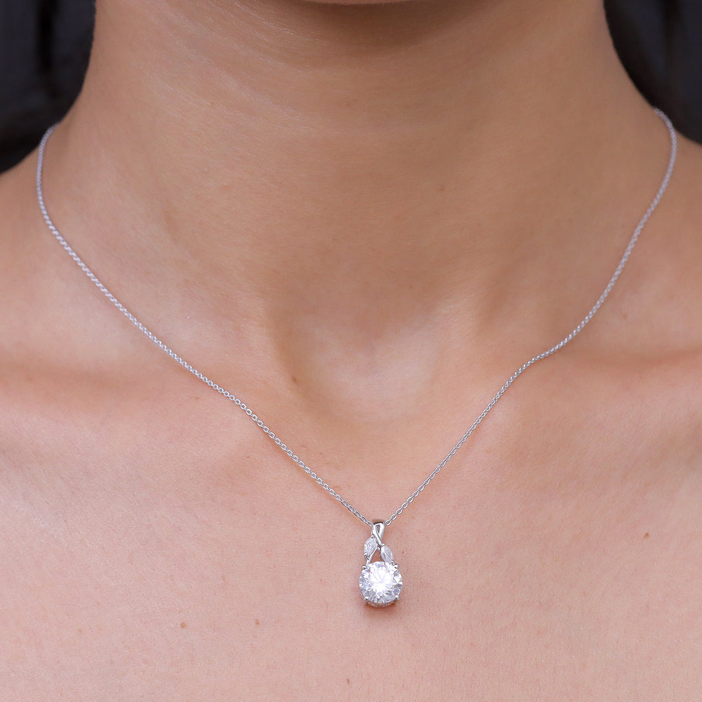 Royal Bali Collection - D'Joy Moissanite Pendant with Chain (Size 20) in Rhodium Overlay Sterling Silver 1.95 Ct._4484194_1