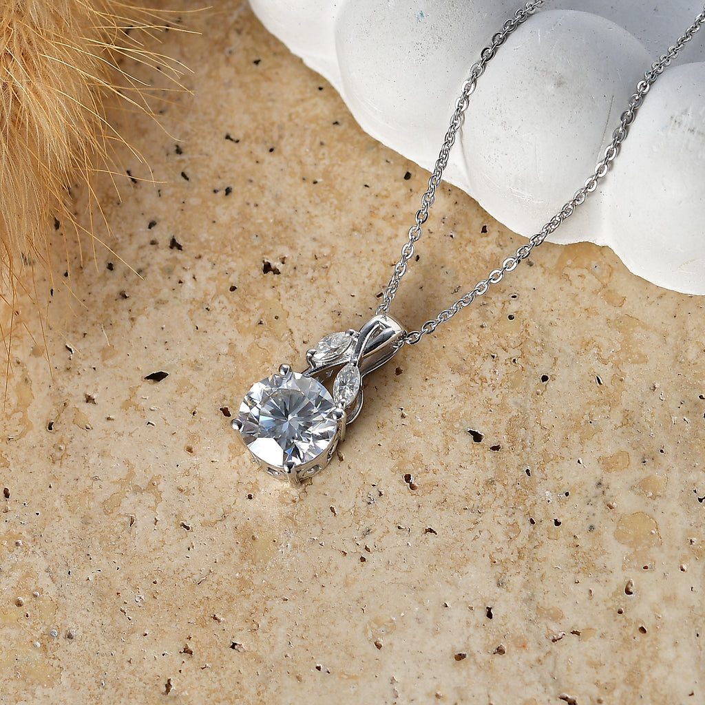 Royal Bali Collection - D'Joy Moissanite Pendant with Chain (Size 20) in Rhodium Overlay Sterling Silver 1.95 Ct._4484194_2