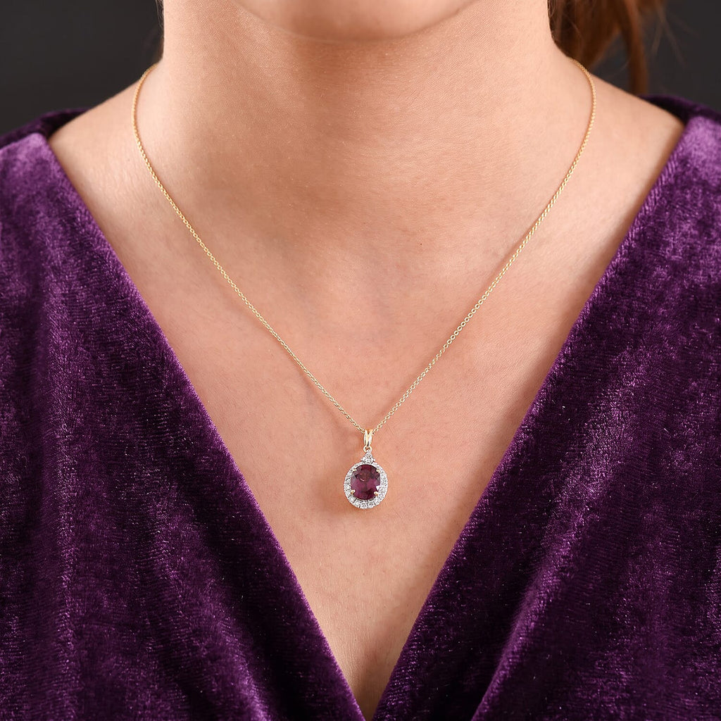 10K Yellow Gold,  Colour Change Garnet,  Lab Grown Diamond Pendant with Chain (Size 18) 3.80ct  Gold Wt. 3.18 Gms  3.800  Ct._4486647_1